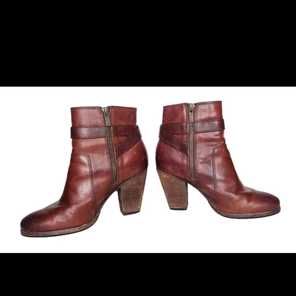 FRYE Patty Riding Boots Booties Brown Red-ish Leather High Block Heels size 6.5 - Picture 5 of 13